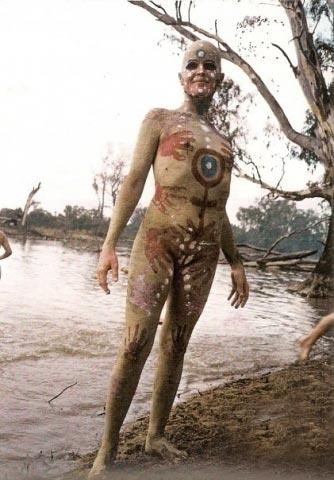 Власти Австралии лишили бесполого человека его статуса