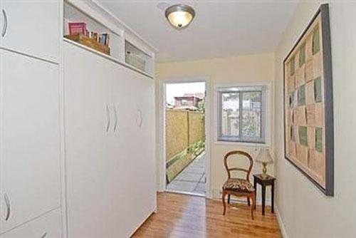 Самый маленький дом в Торонто оказался и самым дорогим