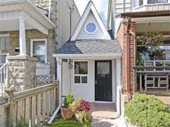 Самый маленький дом в Торонто оказался и самым дорогим