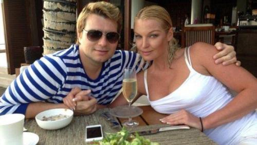 Знаменитости, которым не везет в любви