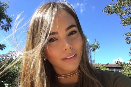 Самые красивые жены футболистов, участвующих в ЧМ-2018