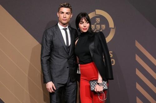 Самые красивые жены футболистов, участвующих в ЧМ-2018