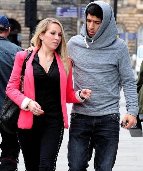 Самые красивые жены футболистов, участвующих в ЧМ-2018