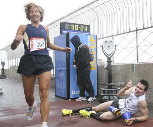 Спортсмены совершили рывок на 86 этаж