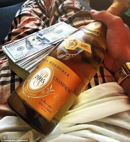 Rich Kids: у богатых детишек в Инстаграм есть свое приложение за