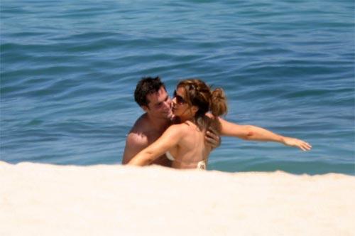 Любовь напоказ от звезды «Авиатора»