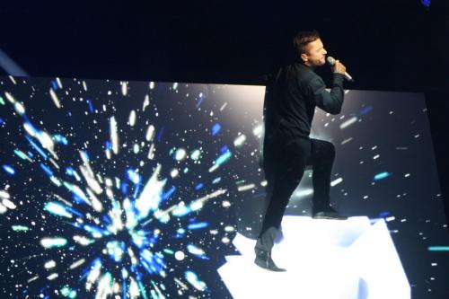 На премии МУЗ-ТВ Собчак поцеловали…в живот