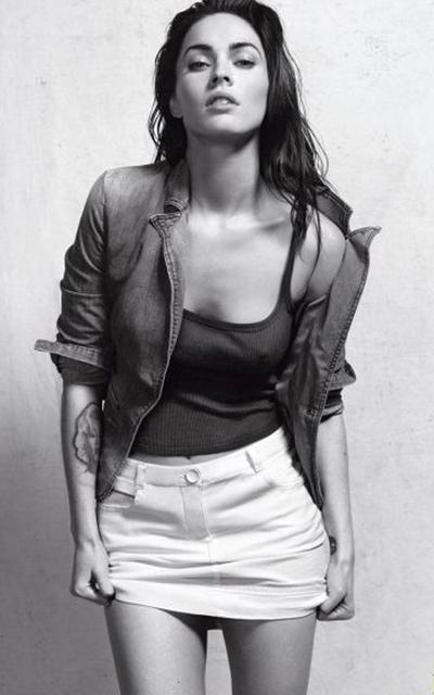 Меган Фокс разделась для Армани