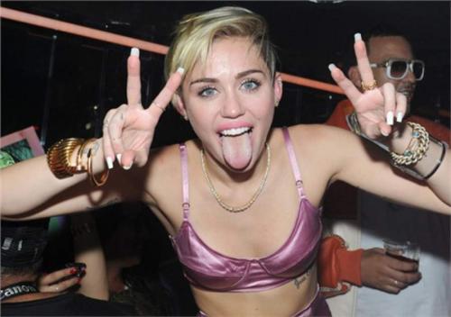 Как отрываются звезды на частных вечеринках и дискотеках