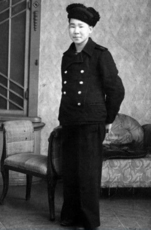 Знаменитости, которые росли сиротами