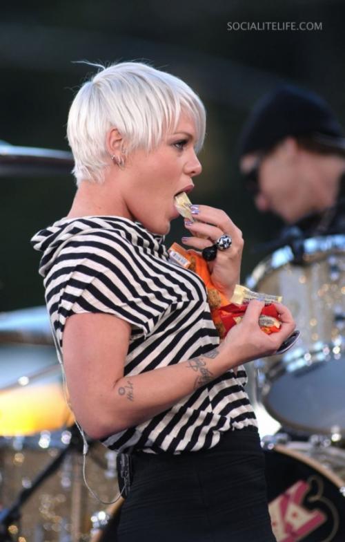 Звезды за едой: остановись, мгновение. Часть 3