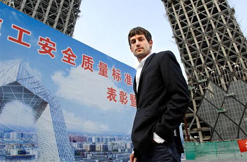 В «падающих башнях»  Китая разместиться телецентр