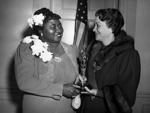 Хэтти Макдэниэл: первая темнокожая актриса, получившая премию «Оскар»