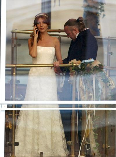 Подольская упала на собственной свадьбе