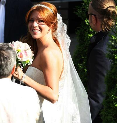 Подольская упала на собственной свадьбе