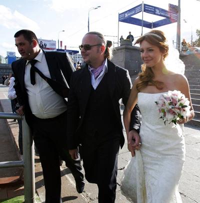 Подольская упала на собственной свадьбе