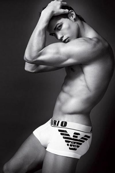 Самые привлекательные футболисты ЧМ 2010