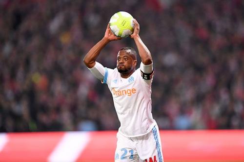 Ухо Холифилда и "рука Бога" Марадоны: самые скандальные выходки спортсменов