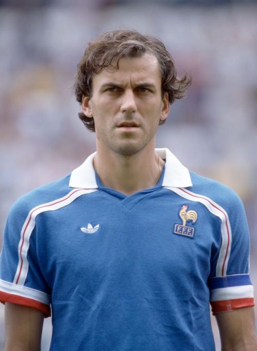 Ухо Холифилда и "рука Бога" Марадоны: самые скандальные выходки спортсменов