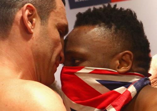 Ухо Холифилда и "рука Бога" Марадоны: самые скандальные выходки спортсменов