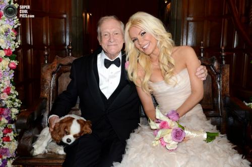 Все девушки основателя Playboy Хью Хефнера