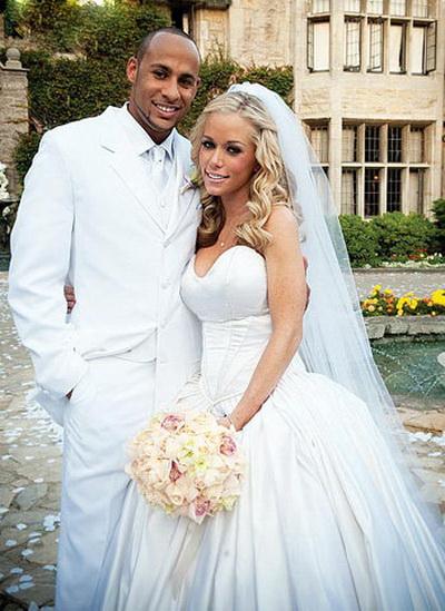 Все девушки основателя Playboy Хью Хефнера