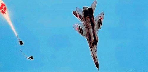 Кого и как спасает катапульта