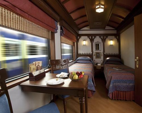 Самый роскошный поезд Индии