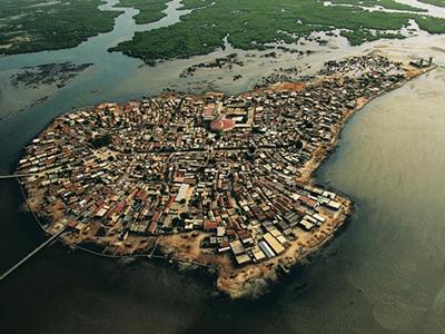 Топ-10 самых густонаселенных островов мира