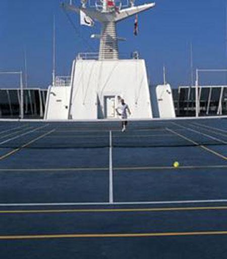 Распроданы квартиры на лайнере The World