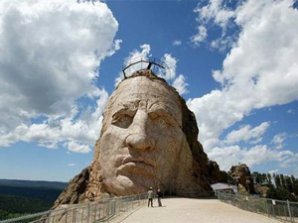 Самые известные гигантские статуи, высеченные в скалах