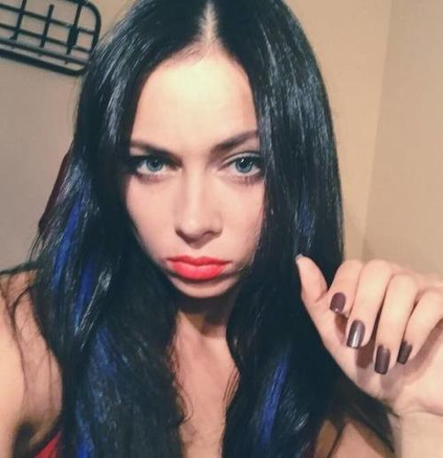 Богатые звезды, которые игнорируют и скрывают бедных родственников