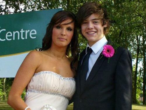 Звезды на выпускном: 20 фото из семейного архива