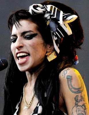 Знаменитости, которым не удалось “сохранить лицо”