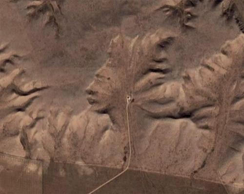 Google Earth открыл  фаллообразные "белые пятна» на карте Земли