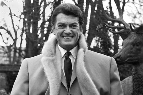 Самые знаменитые маски в истории кино и актеры, которые за ними скрывались