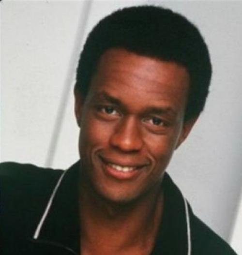 Самые знаменитые маски в истории кино и актеры, которые за ними скрывались