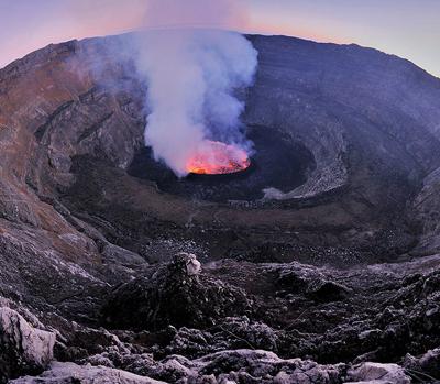 Самое большое в мире озеро лавы