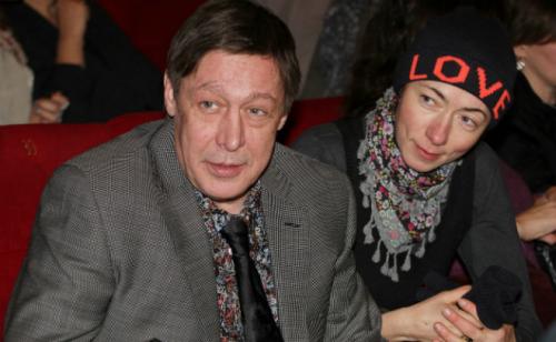 Привычка жениться: самые любвеобильные российские звезды