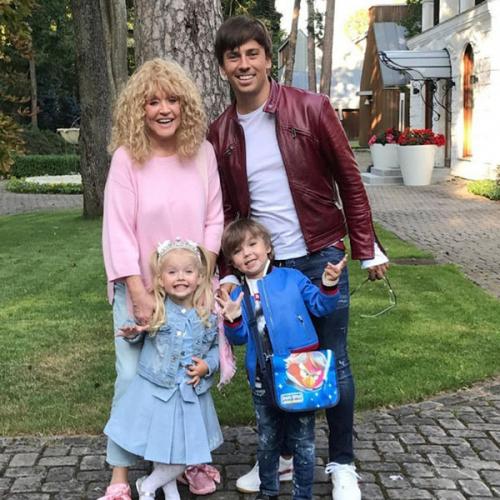 Привычка жениться: самые любвеобильные российские звезды