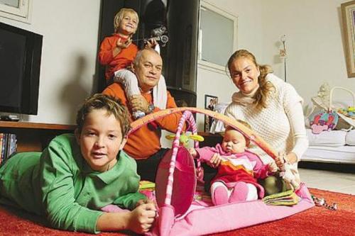 Привычка жениться: самые любвеобильные российские звезды