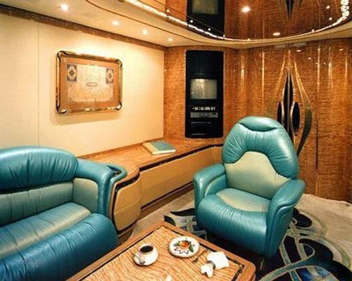 Самолёт султана Брунея: вид изнутри