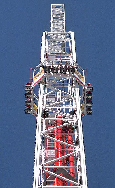 Топ-10 самых интересных аттракционов планеты