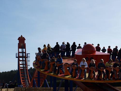 Топ-10 самых интересных аттракционов планеты