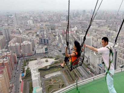 Топ-10 самых интересных аттракционов планеты