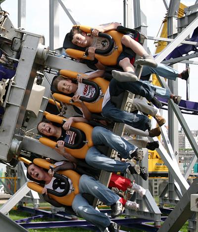 Топ-10 самых интересных аттракционов планеты