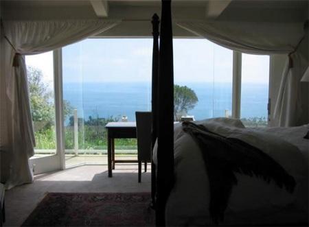 Топ-10 любимых психушек знаменитостей