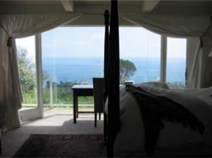 Топ-10 любимых психушек знаменитостей