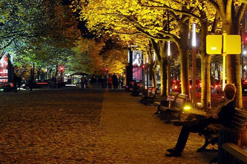 В Германии  началось Светопредставление