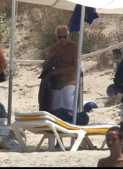 Джорджио Армани поменял трусы